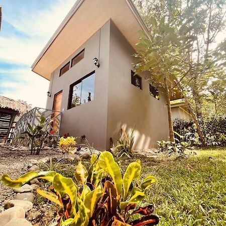 Casa Noil, Beautiful Eco House Near The Beach! Apartment Puerto Viejo de Talamanca Bagian luar foto