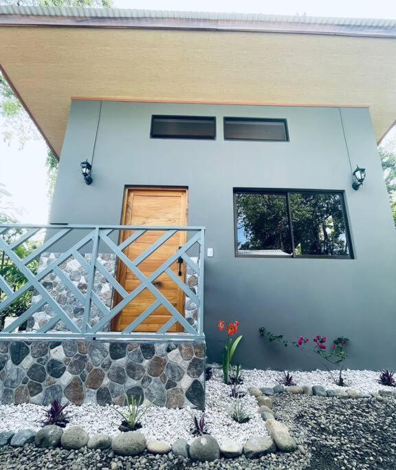 Casa Noil, Beautiful Eco House Near The Beach! Apartment Puerto Viejo de Talamanca Bagian luar foto