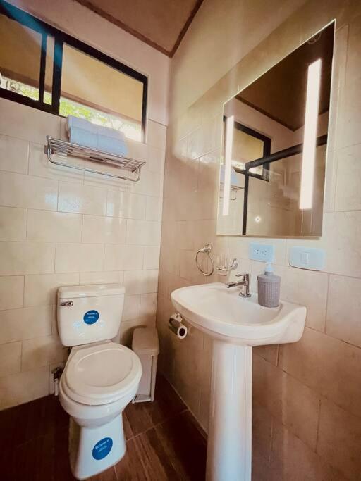 Casa Noil, Beautiful Eco House Near The Beach! Apartment Puerto Viejo de Talamanca Bagian luar foto