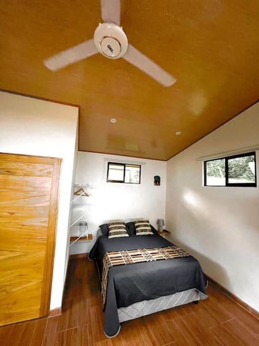 Casa Noil, Beautiful Eco House Near The Beach! Apartment Puerto Viejo de Talamanca Bagian luar foto