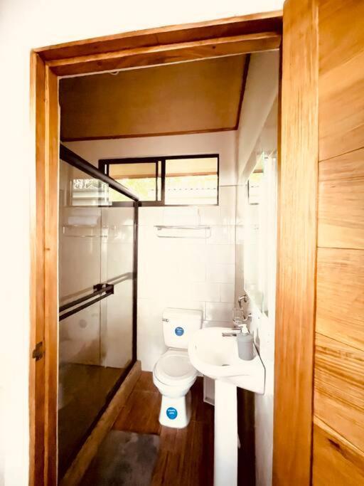 Casa Noil, Beautiful Eco House Near The Beach! Apartment Puerto Viejo de Talamanca Bagian luar foto